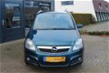 Opel Zafira - 2.2 150PK Navi, Airco, Cruise, Trekhaak, Ldr - 1 - Thumbnail