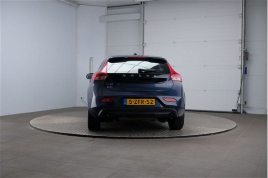 Volvo V40 - 2.0 D4 Momentum Business - 1