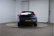 Volvo V40 - 2.0 D4 Momentum Business