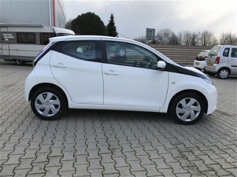 Toyota Aygo - 1.0 VVT-i x-play - 1