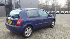 Renault Clio - 1.2 Authentique Basis