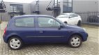 Renault Clio - 1.2 Authentique Basis - 1 - Thumbnail