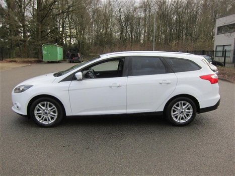 Ford Focus Wagon - 1.6 EcoBoost Titanium NAVI ECC PDC 38000 KM - 1