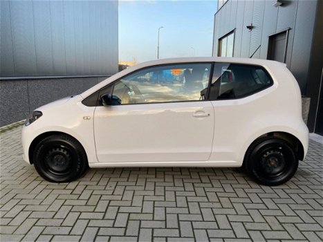 Volkswagen Up! - 1.0 move up BlueMotion Nwe Koppeling/Navi - 1