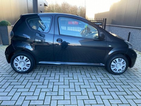 Toyota Aygo - 1.0-12V Access NWE APK/Radio/1e-EIGENAAR - 1