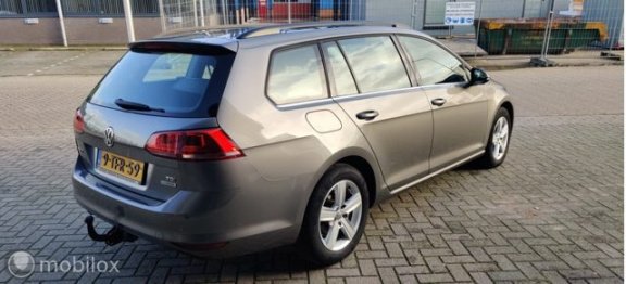 Volkswagen Golf Variant - 1.6 TDI Highline - 1