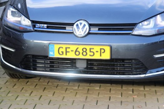 Volkswagen Golf - 1.4 TSI GTE 205 pk | Ex BTW | LED | Panoramadak | Zwart hemel | Adaptive Cruise | - 1