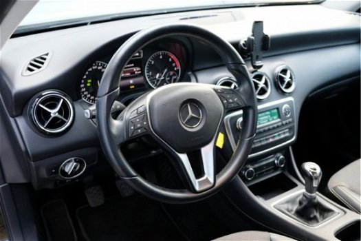 Mercedes-Benz A-klasse - 180 CDi 109pk 6-bak Edition | Xenon | PDC | Cruise - 1
