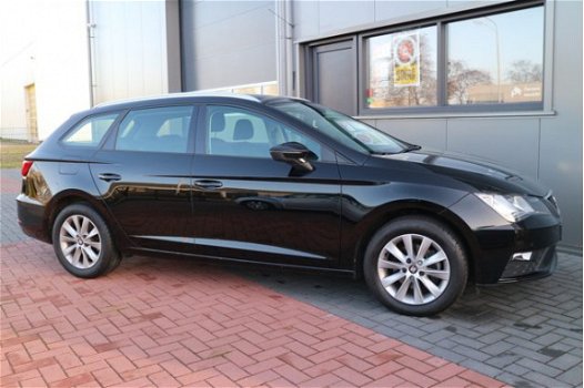 Seat Leon ST - 1.6 TDI Style 85KW 116PK leer, stoelverwarming, adaptief cruise etc - 1