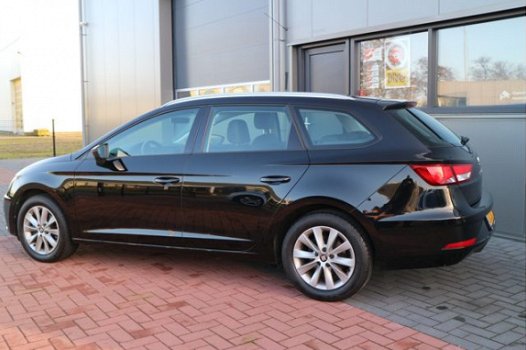 Seat Leon ST - 1.6 TDI Style 85KW 116PK leer, stoelverwarming, adaptief cruise etc - 1