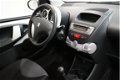 Peugeot 107 - 1.0 Access Accent IAirco I 6 Maanden BOVAG Garantie - 1 - Thumbnail