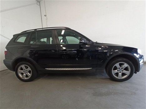 BMW X3 - 2.0d Executive - 1