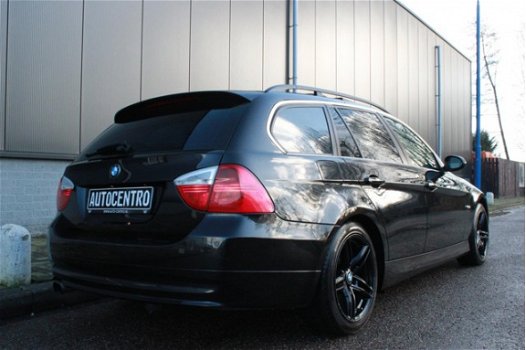 BMW 3-serie Touring - 325i High Executive PRACHTIG / PANODAK - 1