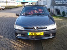 Peugeot 306 Cabriolet - 1.8-16V Palm Beach nieuw apk