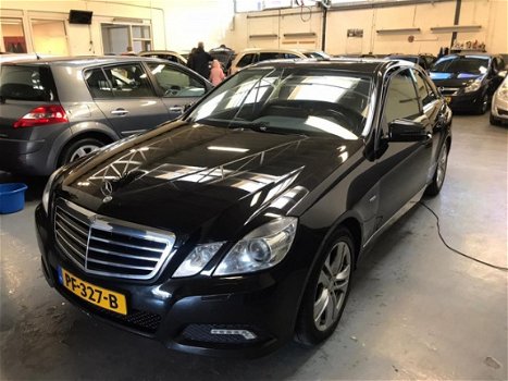 Mercedes-Benz E-klasse - 350 CDI Avantgarde 4-Matic Airco/El.ramen/PDC/APK - 1