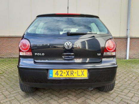 Volkswagen Polo - 1.4-16V Optive airco/netjes/nap - 1