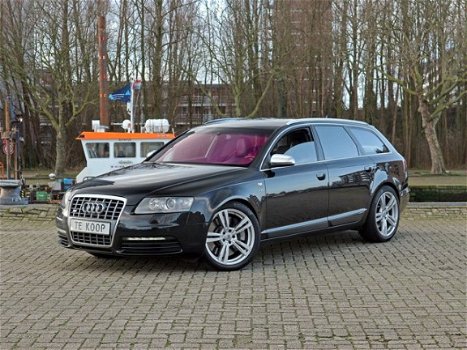 Audi S6 - Avant 5.2 FSI V10 Quattro - 1