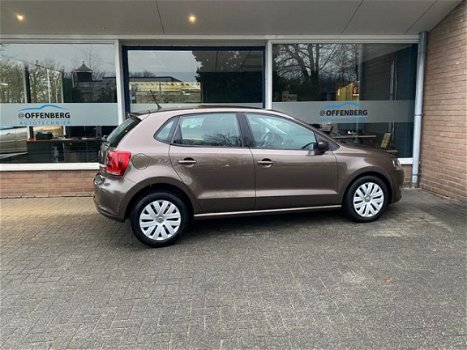 Volkswagen Polo - 1