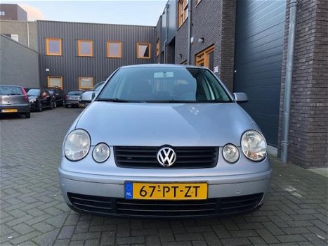 Volkswagen Polo - 1.4-16V Comfortline AUTOMAAT 5D AIRCO CRUISE - 1