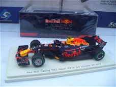 Spark 1/43 Red Bull RB13 Max Verstappen GP China Formule 1