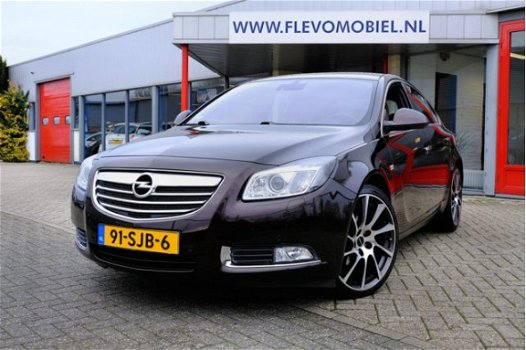 Opel Insignia - 2.0 CDTI EcoFLEX Cosmo 5-Deurs 160pk Leder/Xenon/Clima/Navi/Enz - 1