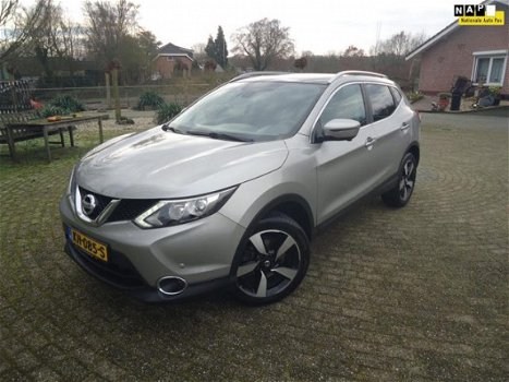 Nissan Qashqai - 1.5 dCi Connect Edition panoramadak NAVI PDC - 1