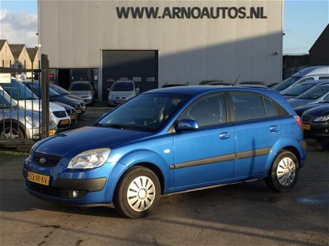 Kia Rio - 1.4 X-tra 5-DEURS, AIRCO, APK TOT 18-01-2021, 4X ELEK-RAMEN, RADIO-CD-NAVIGATIE, CENT-VERG - 1