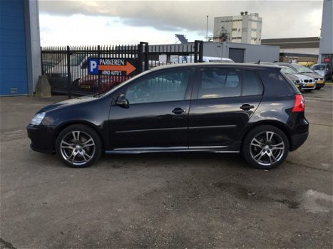 Volkswagen Golf - 1.9 TDI Trendline 5-DEURS, AIRCO, CRUISE CONTROL, ACHTERUITRIJCAMERA, NAVIGATIE-RA - 1