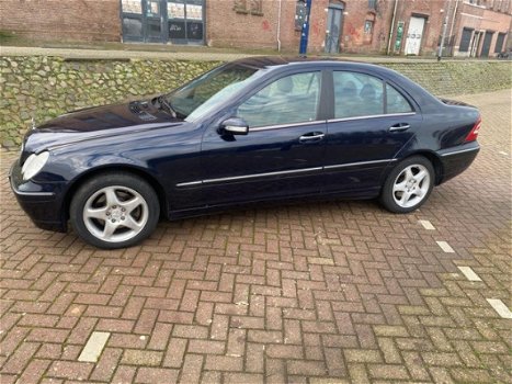 Mercedes-Benz C-klasse - 240 Elegance Zeer mooie auto geen roest moet gezien worden super staat - 1