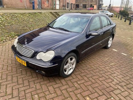 Mercedes-Benz C-klasse - 240 Elegance Zeer mooie auto geen roest moet gezien worden super staat - 1