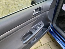 Volkswagen Jetta - 1.6 FSI Comfortline met airco