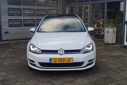 Volkswagen Golf - 1.4 TSI ACT Highline / Navi / Pano / Automaat / Full-Option - 1