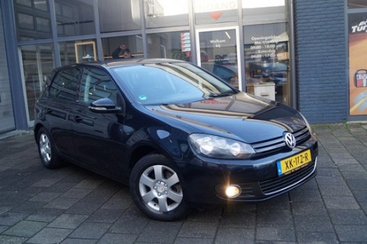 Volkswagen Golf - 1.2 TSI Highline BlueMotion / Clima / Cruise / Navi / PDC - 1