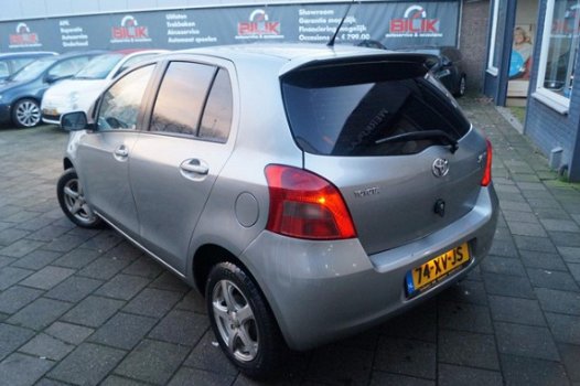 Toyota Yaris - 1.3 VVTi Sol / Elek-Pakket / Airco / 5-DRS - 1