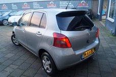 Toyota Yaris - 1.3 VVTi Sol / Elek-Pakket / Airco / 5-DRS