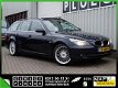 BMW 5-serie Touring - 520D 150pk Aut6 *Voll-onderh* Leer Pano-dak Navi Trekh High Executive - 1 - Thumbnail