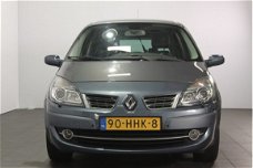 Renault Grand Scénic - 2.0-16V Tech Line 7p