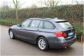 BMW 3-serie Touring - 318d Business AUTOMAAT | HARMAN KARDON | LEDER | GR. NAVI PRO - 1 - Thumbnail