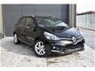 Renault Clio Estate - TCe 90 Limited incl. €3.000, - voorraadvoordeel - 1 - Thumbnail