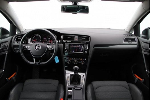 Volkswagen Golf Variant - 1.2 TSI Business Edition | Parkeersensoren | Achteruitrijcamera | Navigati - 1