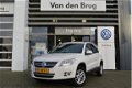 Volkswagen Tiguan - 1.4 TSI 150pk Comfort&Design | Navigatie | Airco | Cruise control | Trekhaak | 1 - 1 - Thumbnail