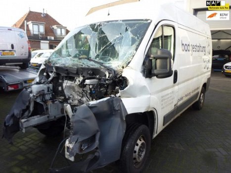 Peugeot Boxer - 330 2.2 HDI L1 flinke voorschade Compleet Duits kenteken moter zit vast compleet met - 1