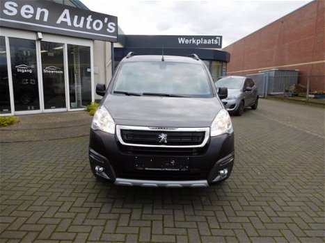 Peugeot Partner Tepee - 1.2 PureTech Active - 1