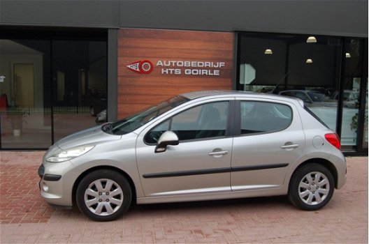 Peugeot 207 - 1.4-16V Color-line - 1