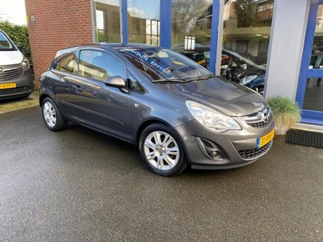 Opel Corsa - 1.4-16V Cosmo Met Trekhaak - 1