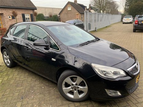 Opel Astra - 1.7 CDTi Cosmo - 1