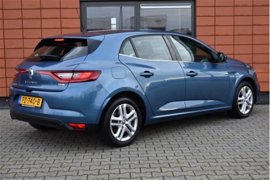 Renault Mégane - 1.5 dCi Eco2 Zen Navigatie/Clima/Pdc - 1