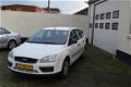 Ford Focus Wagon - 1.4-16V Ambiente MODEL 2006 - 1 - Thumbnail