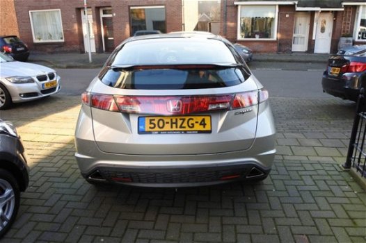 Honda Civic - 1.8I-VTEC COMFORT - 1