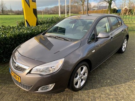 Opel Astra - 1.6 16V Edition 5Drs - 1